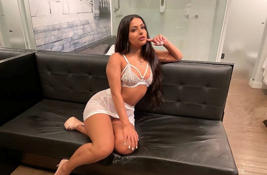 Gallery - Alana - 8