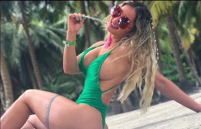 Gallery - Kelly - 0