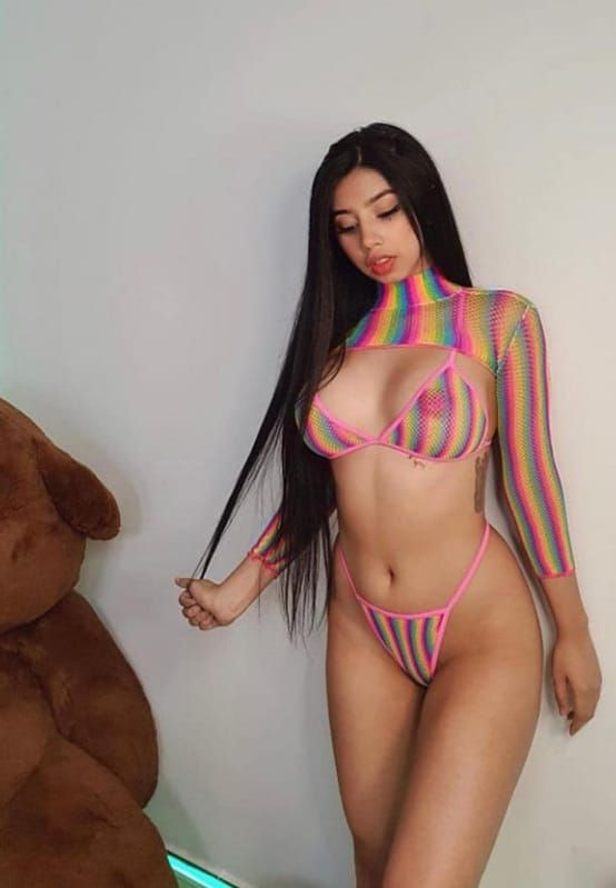 Gallery - Pâmela - 1